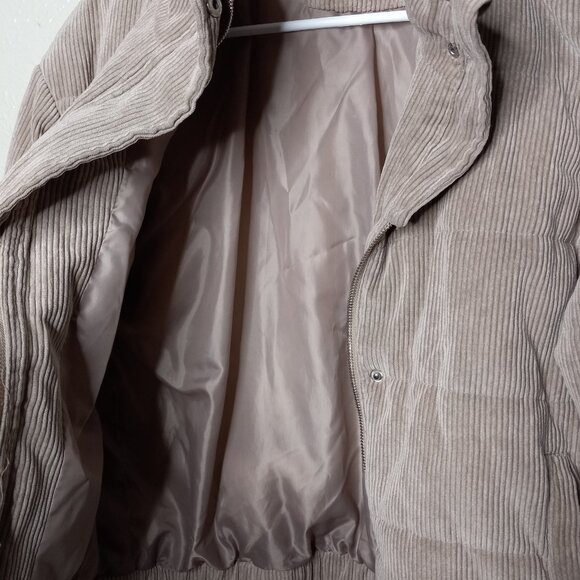 ASHLEY OUTWEAR BY 26 Cropped Puffer Jacket Size XL - Picture 5 of 7